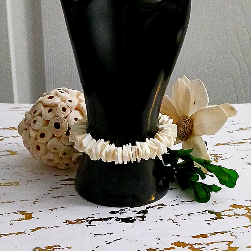 Puka Shell Bracelet - Picture 2 of 3